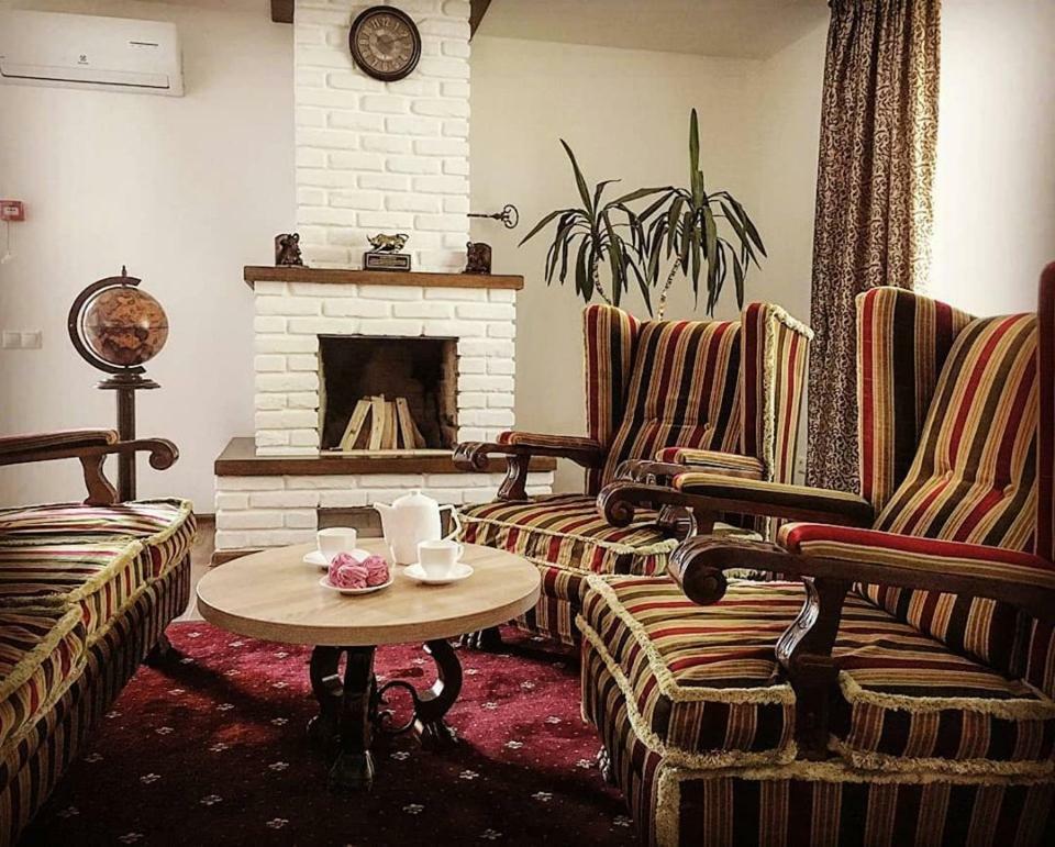 Hotel Rioro Mirhorod Exteriér fotografie
