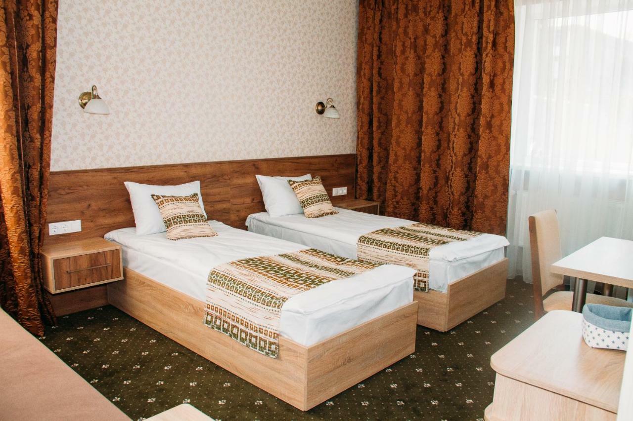 Hotel Rioro Mirhorod Exteriér fotografie